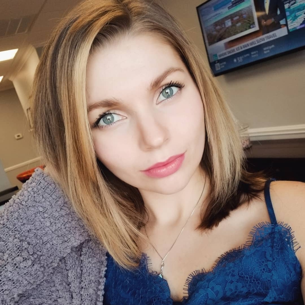 Meet your Posher, Savannah